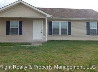 217 Bob White Trl, Oak Grove, KY 42262