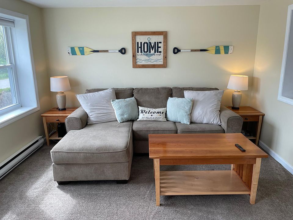 Cozy and relaxing living room.
