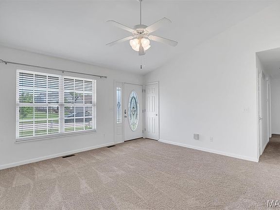 4th image of 813 Wenstone Park Dr