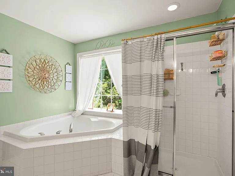 6050 Smooth Stone Pl — Photo 34