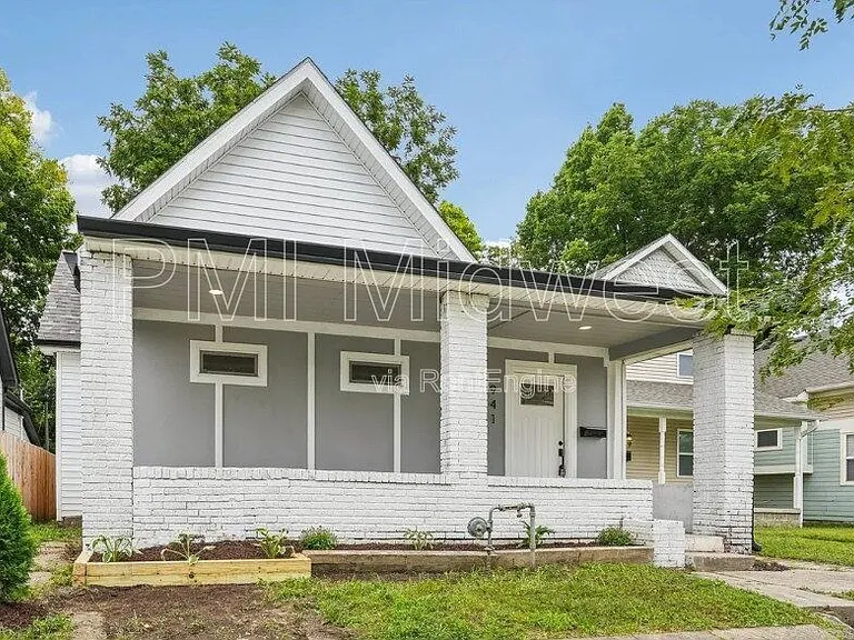 941 King Ave — Photo 1