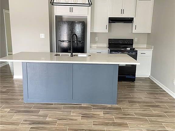3rd image of 504 San Mateo
