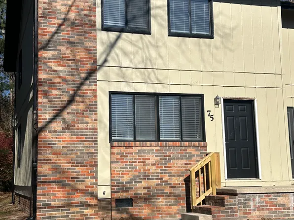 75 Winchester Dr, Waynesville, NC 28785