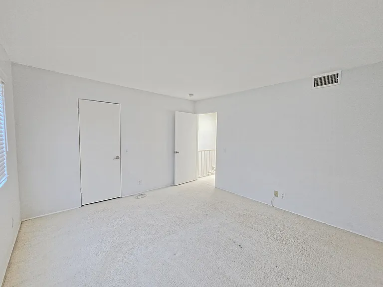 215 N Curtis Ave #2 — Photo 11