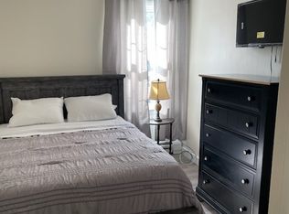 76 High St #4, Wareham, MA 02571