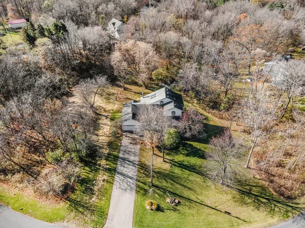 7429 Packer Dr NE, Belmont, MI 49306