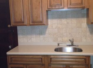 86 Franklin St, Ansonia, CT 06401