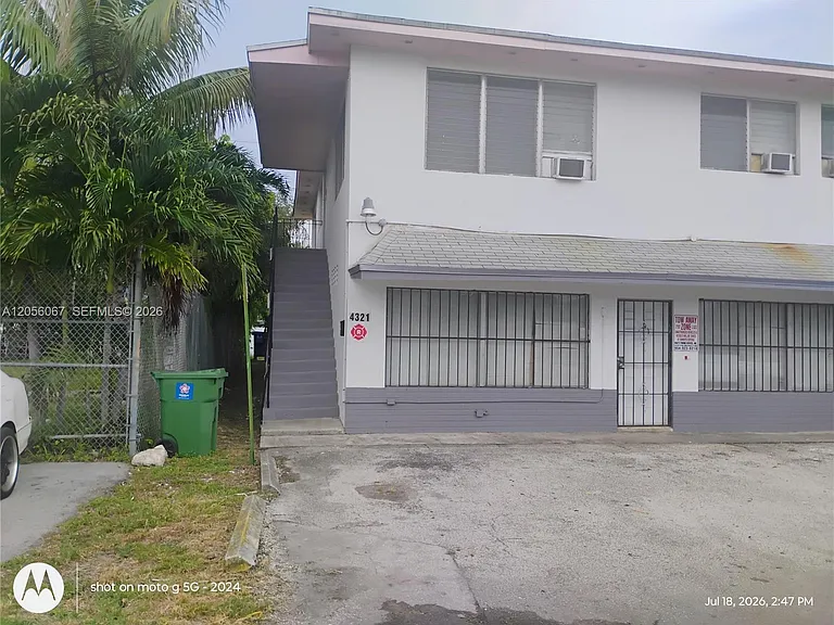 4321 W Hallandale Beach Blvd #1 — Photo 1