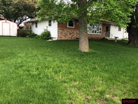 2nd image of 300 S Garden St