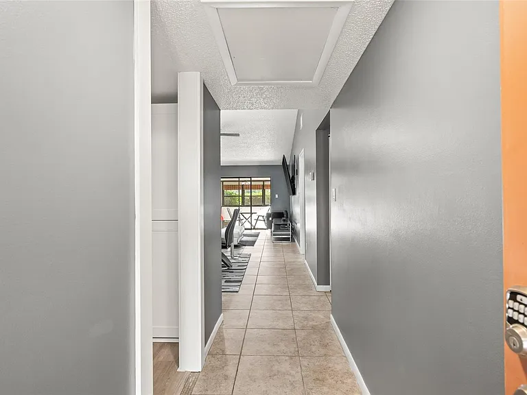 9677 86th Ave — Photo 6