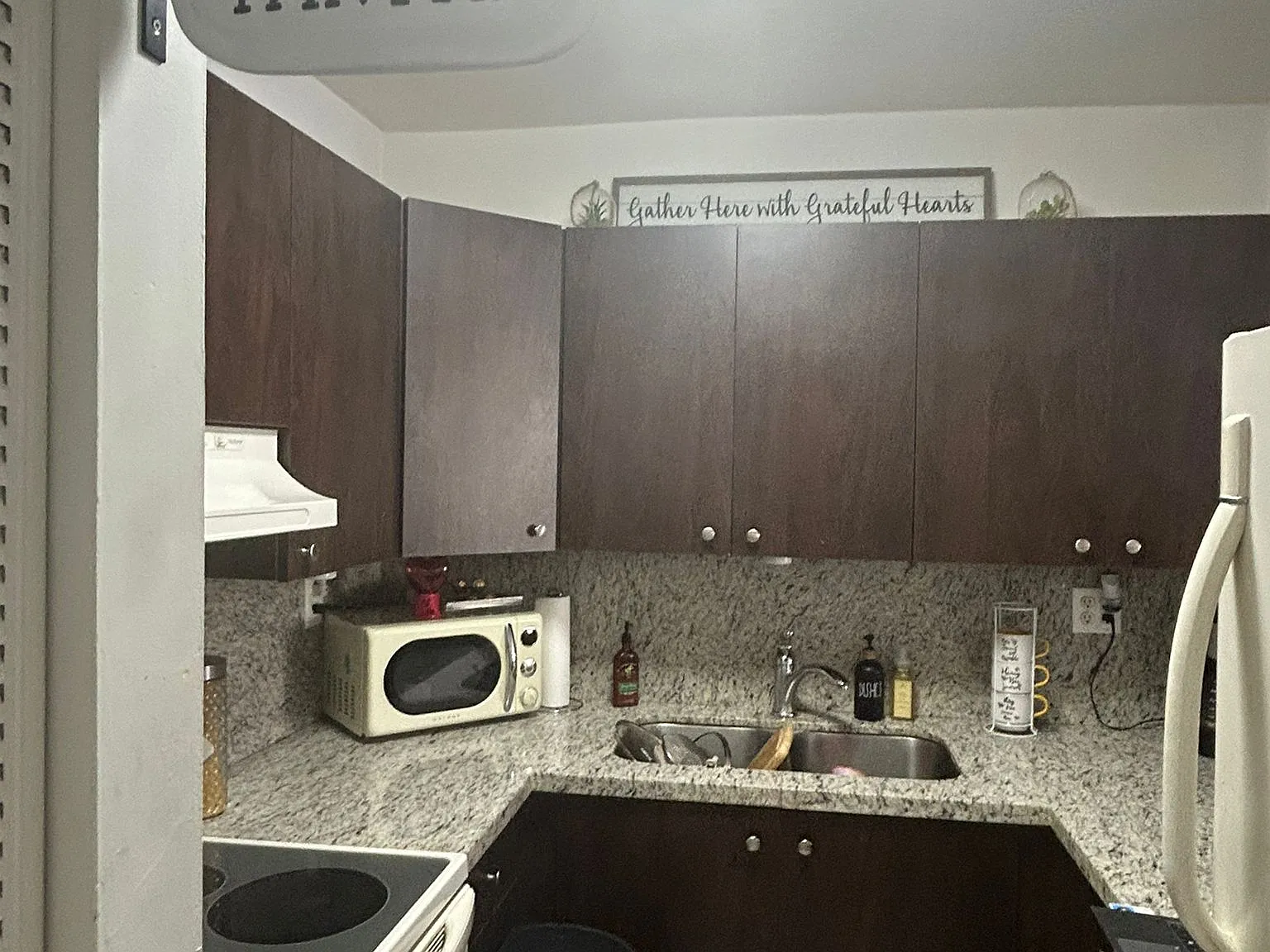 2 bed, 1100 sqft, $2,225 — Photo 1