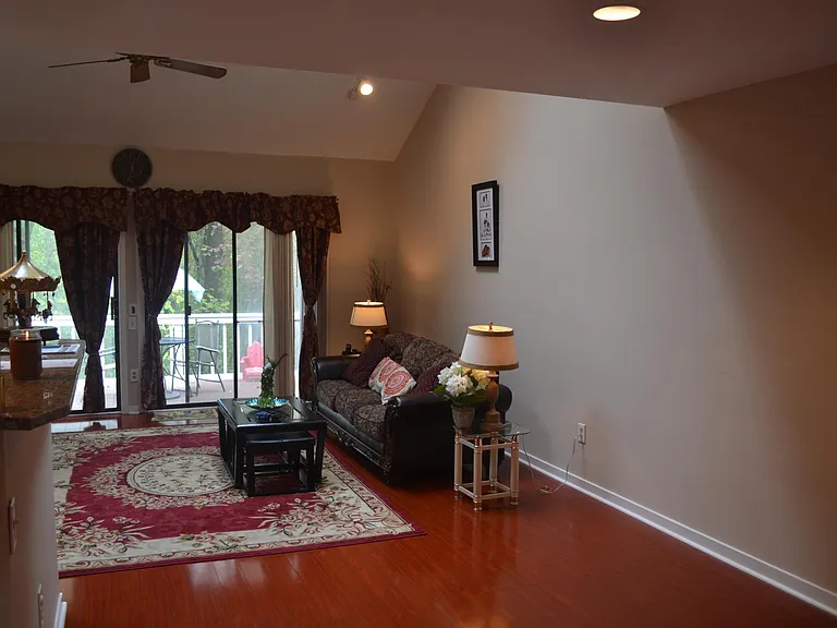 34 Falcon Ct — Photo 13
