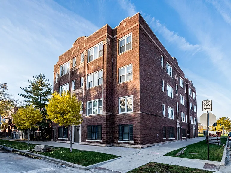 400 S Kilbourn Ave — Photo 12