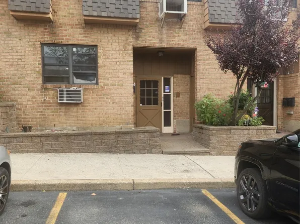 8412 98th Street #34, Woodhaven, NY 11421