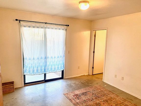 5th image of 3426 E Bermuda St