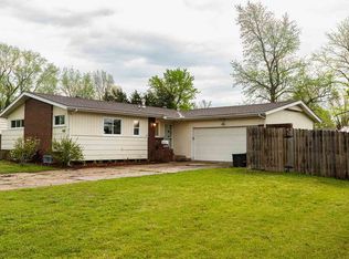 9311 W Birch Ln, Wichita, KS 67212