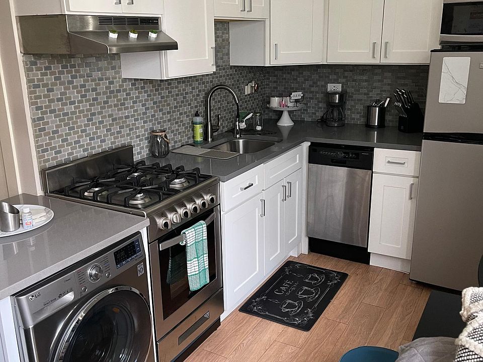 2nd image of 506 W Belmont Ave #43fdbdvtj