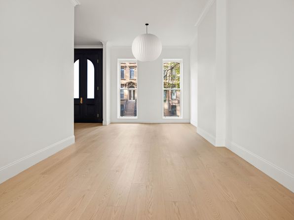 91 Saint James Pl #1