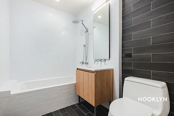 Rented by Nooklyn NYC LLC | media 6