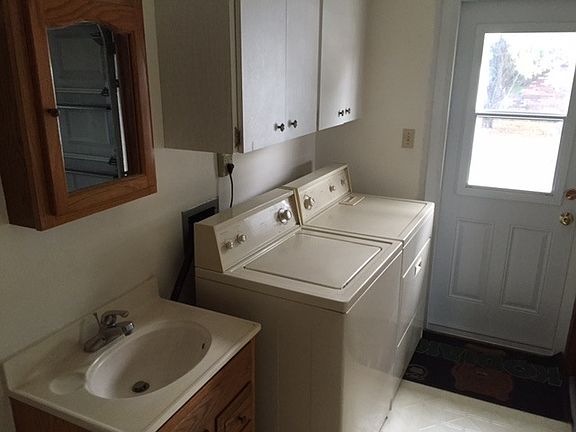 5th image of 3504 Starfish Ave
