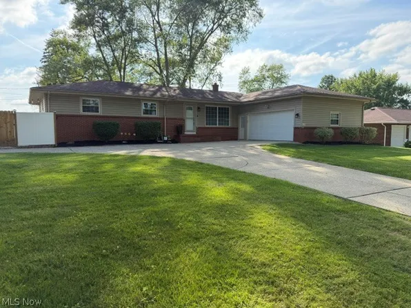 4609 Bond Ave NW, Warren, OH 44483