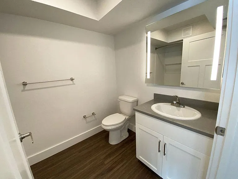 Stoney Pointe Apartment Homes — Photo 43