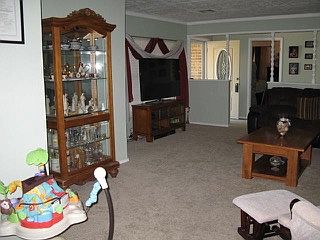 5th image of 412 NW 19th St