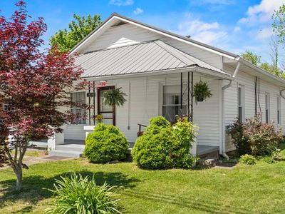1210 S Irvine Rd, Irvine, KY, 40336