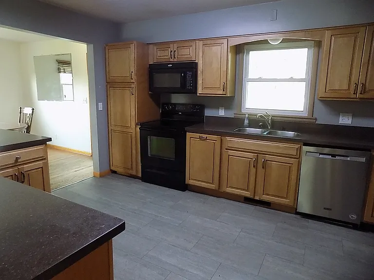 1408 S Longwood Dr — Photo 8