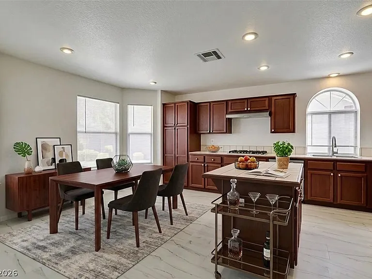 9712 Peacock Hill Cir — Photo 30