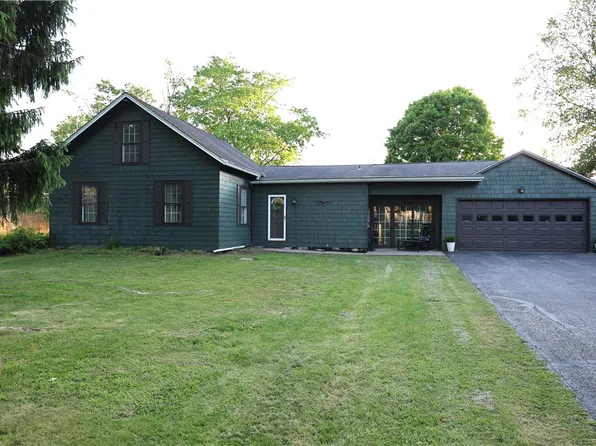 4294 Bethel New Wilmington Rd, New Wilmington, PA 16142