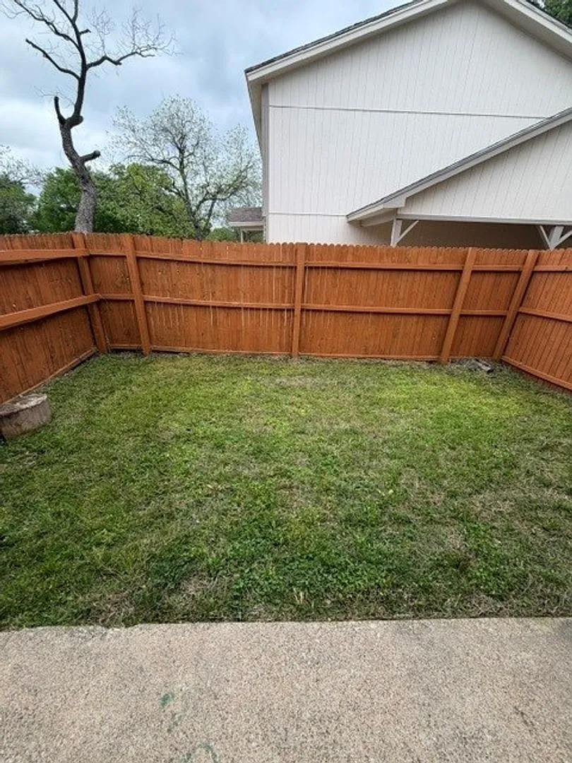 Building Photo - 538 Norwood Cir E