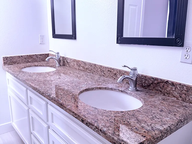 7290 Hyatt St #6 — Photo 17