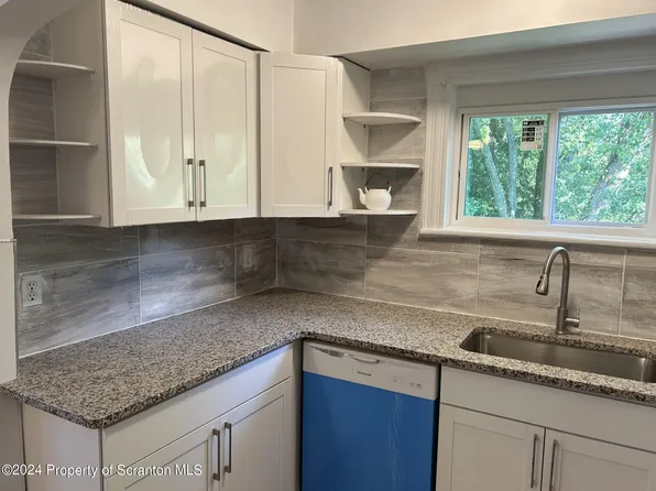 482 Main St #L-6-7, Eynon, PA 18403