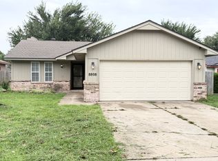 8808 NE 13th St, Midwest City, OK 73110