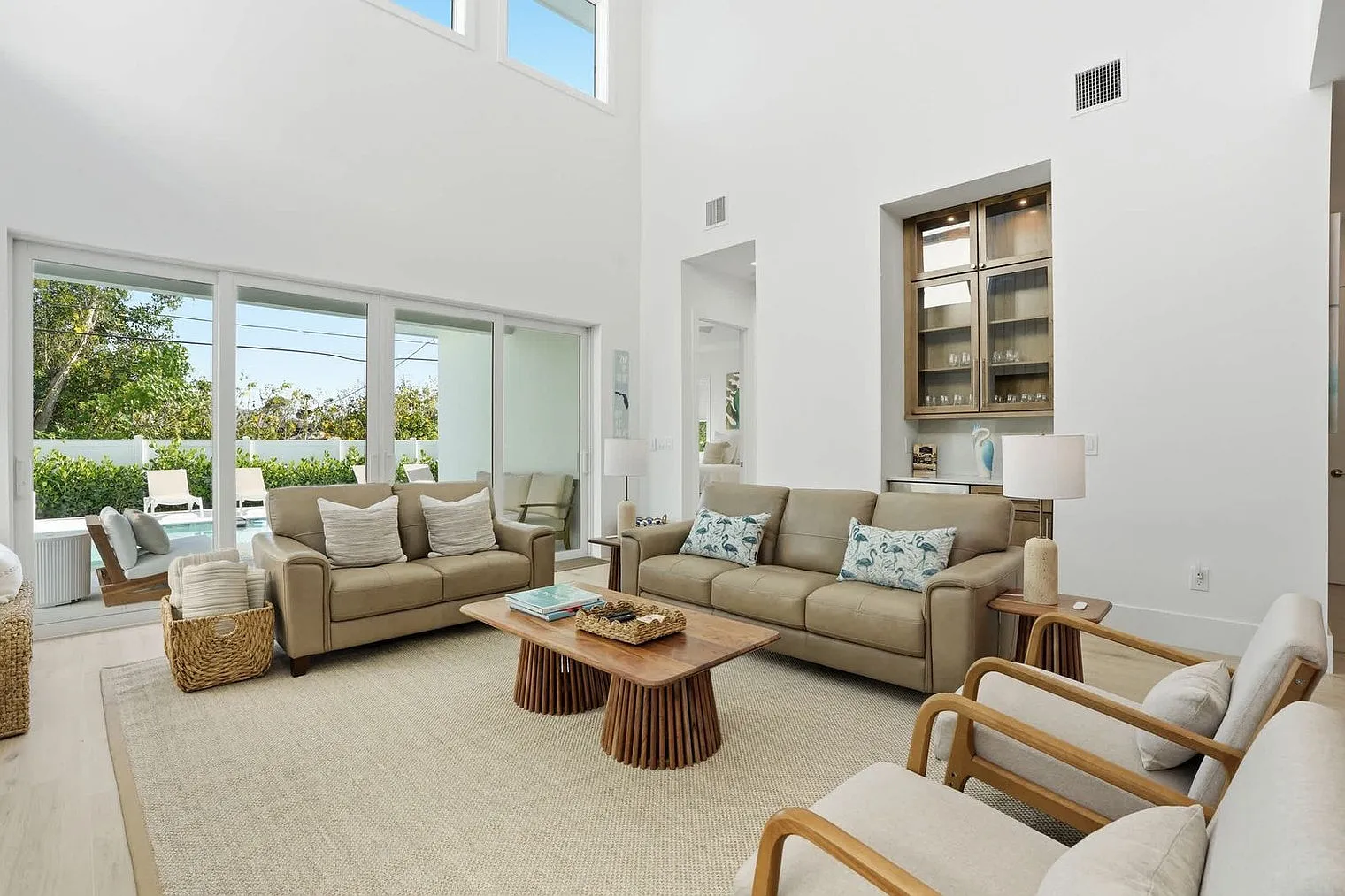 4 bed, 3.0 bath, 3498 sqft, $18,951 — Photo 1