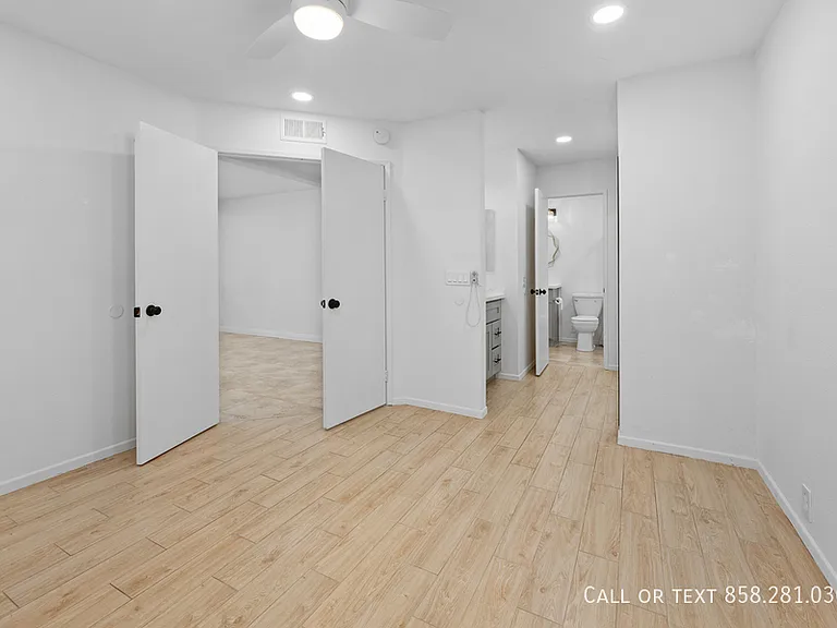 7315 Calle Cristobal #129 — Photo 21