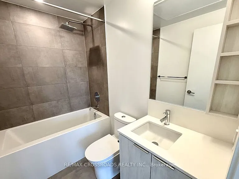 8 Wellesley St W #3209 — Photo 14