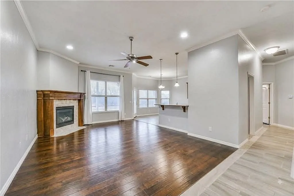 3 bed, 1932 sqft, $1,700 — Photo 3