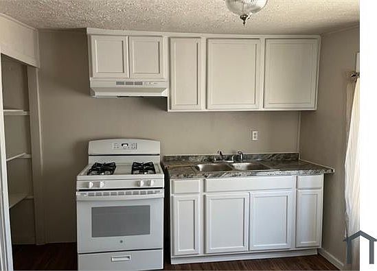 1st image of 3416 Rivera Ave #B