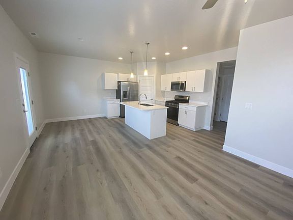 5th image of 4138 Baywood Dr