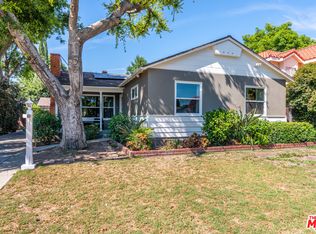 18221 Gresham St, Northridge, CA 91325