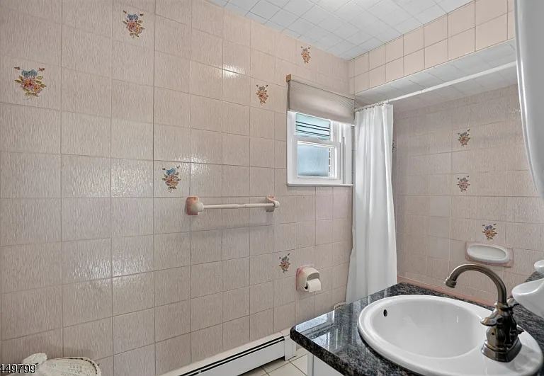 200 N 18th St #2 — Photo 9
