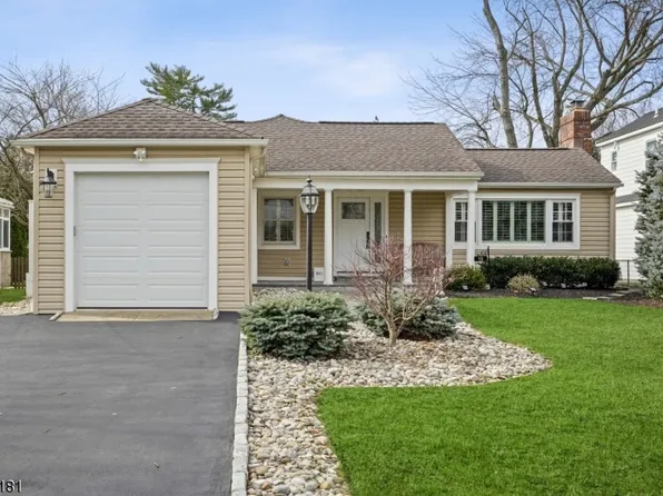 10 Warwick Cir, Springfield Twp., NJ 07081