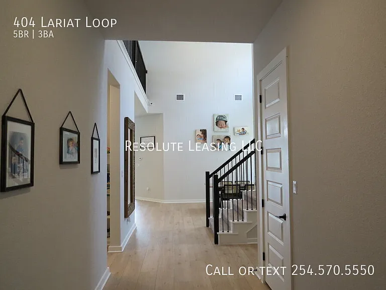 404 Lariat Loop — Photo 3