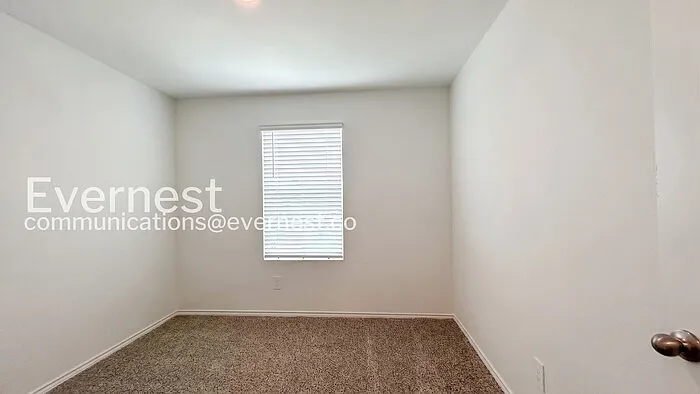 4247 Paprika Grv — Photo 7