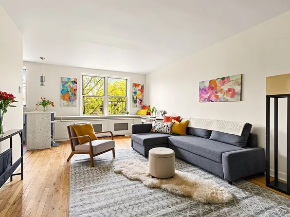220 Berkeley Pl APT 5-F, Brooklyn, NY 11217