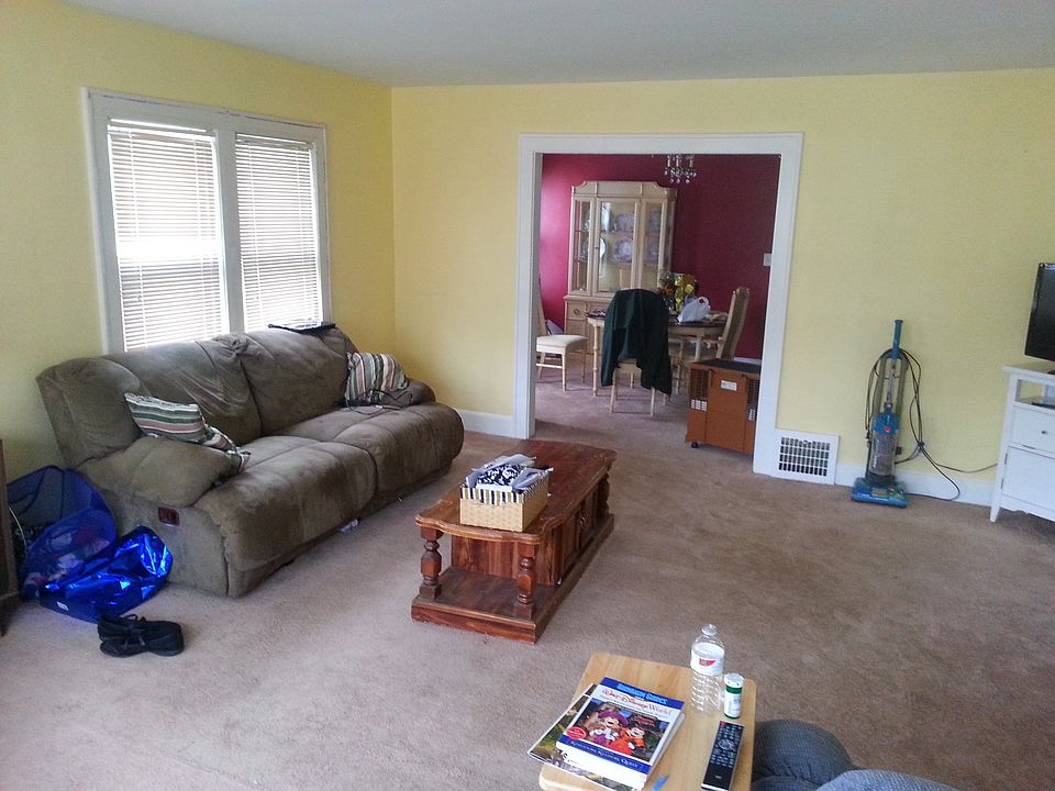 2nd image of 17 Kneeland Ave #1