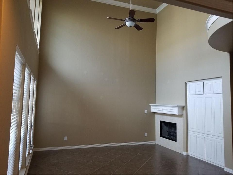 1st image of 2428 Chelsea Dr