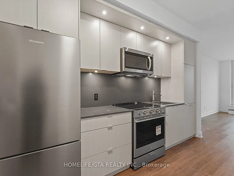 25 Cordova Ave #507 — Photo 3